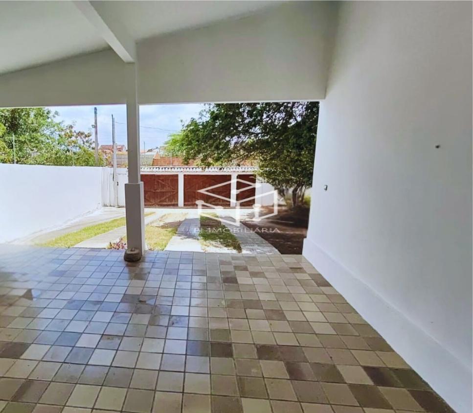 Sítio, 4 quartos, 1300 m² - Foto 2