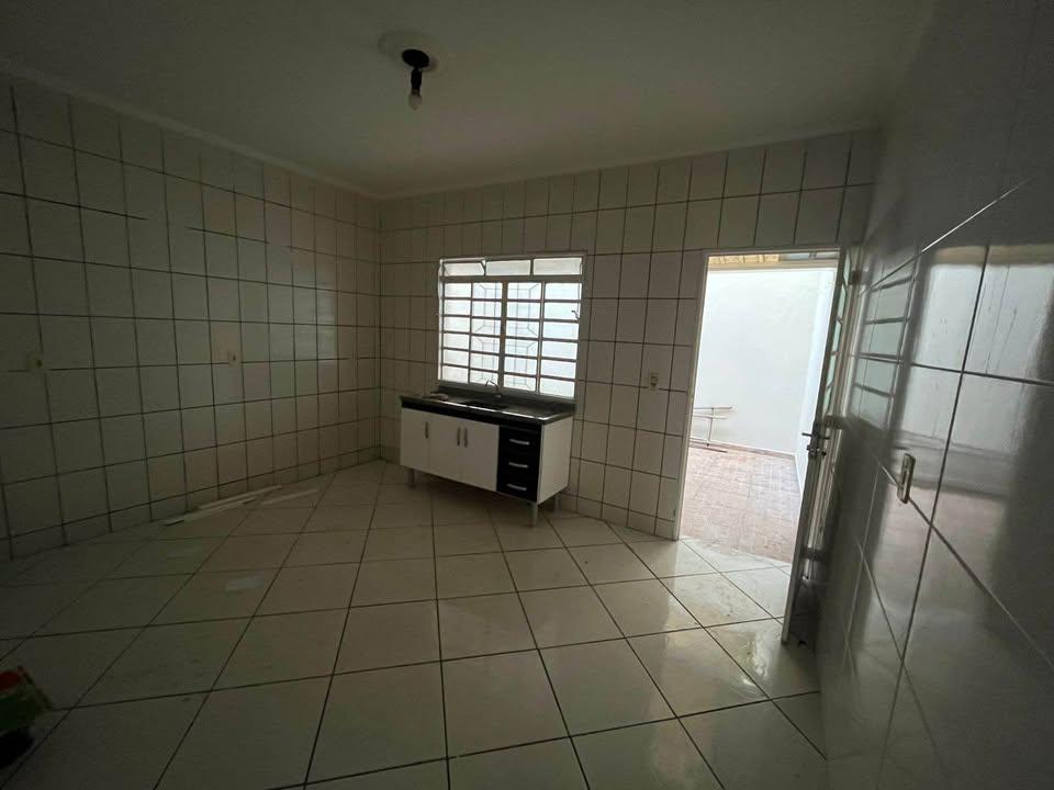 Casa, 2 quartos, 70 m² - Foto 4