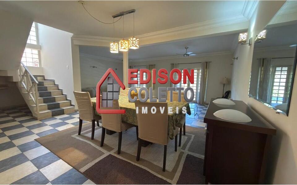 Casa, 3 quartos, 282 m² - Foto 4