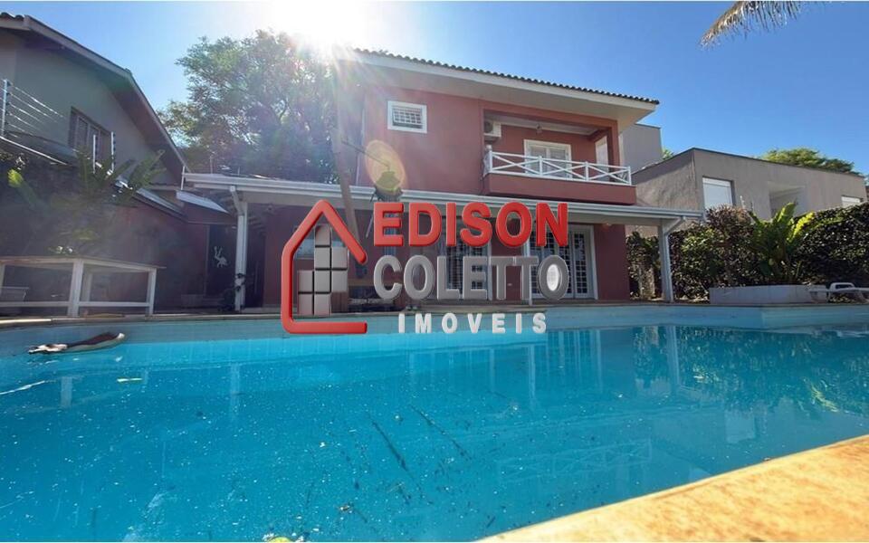 Casa, 3 quartos, 282 m² - Foto 1