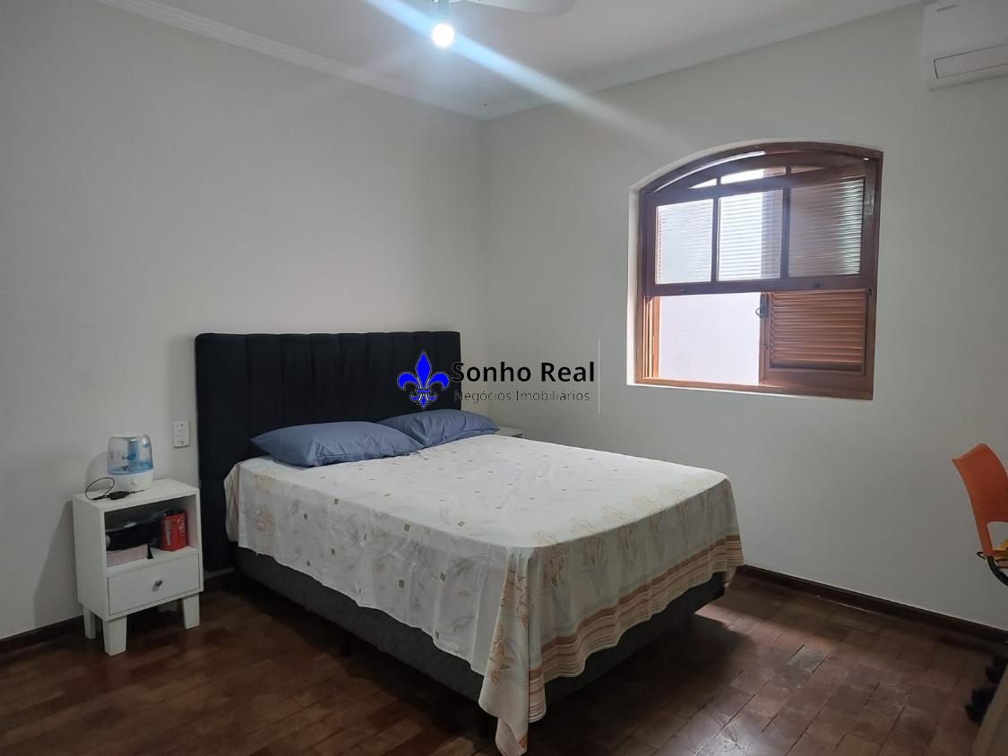 Casa, 3 quartos, 250 m² - Foto 16