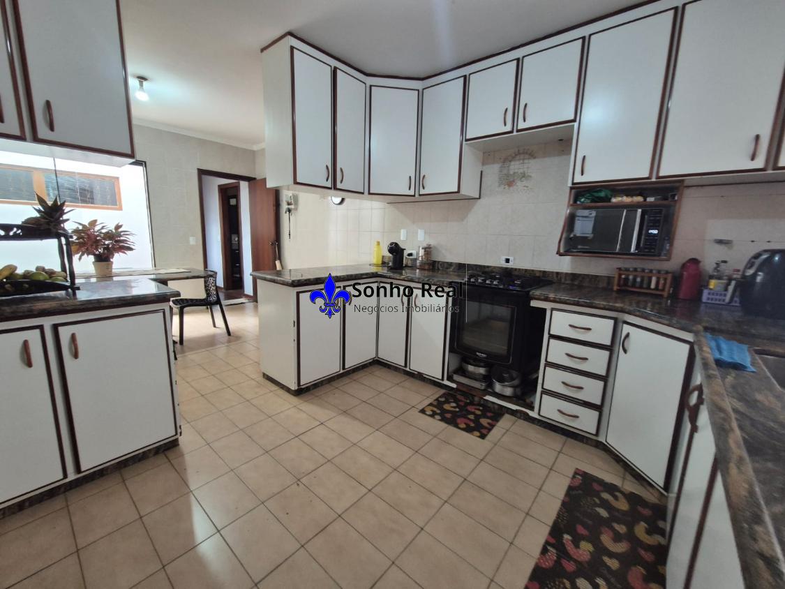 Casa, 3 quartos, 250 m² - Foto 29