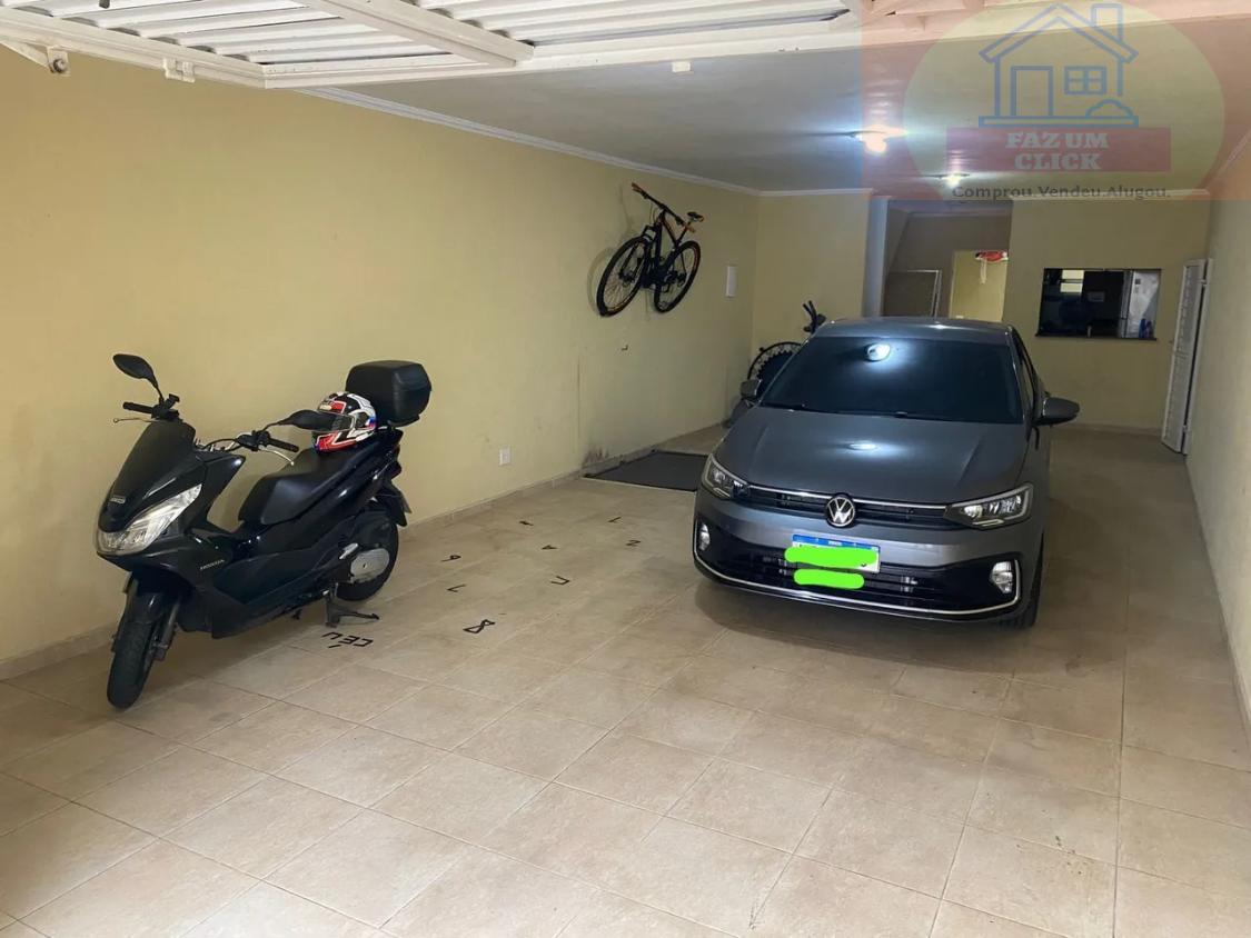 Sobrado, 3 quartos, 229 m² - Foto 3