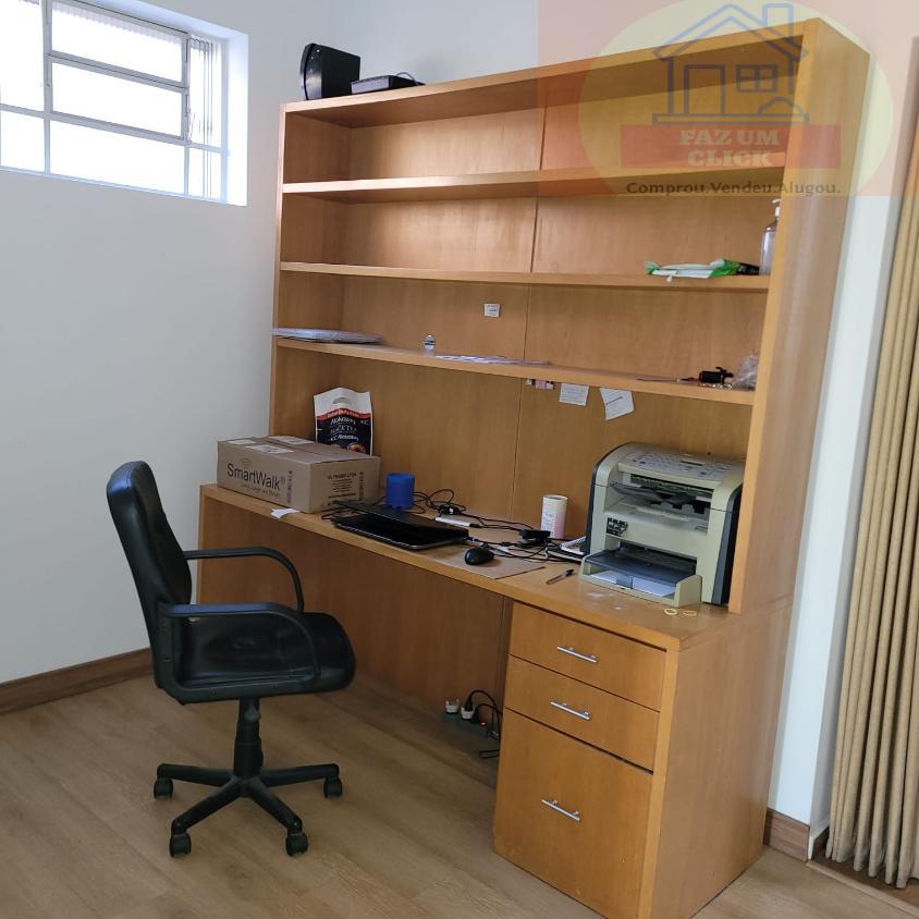 Casa, 3 quartos, 199 m² - Foto 4