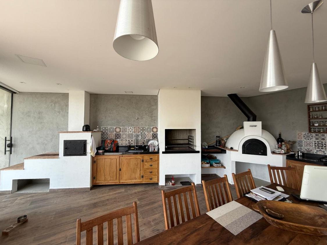 Chácara, 5 quartos, 1622 m² - Foto 2