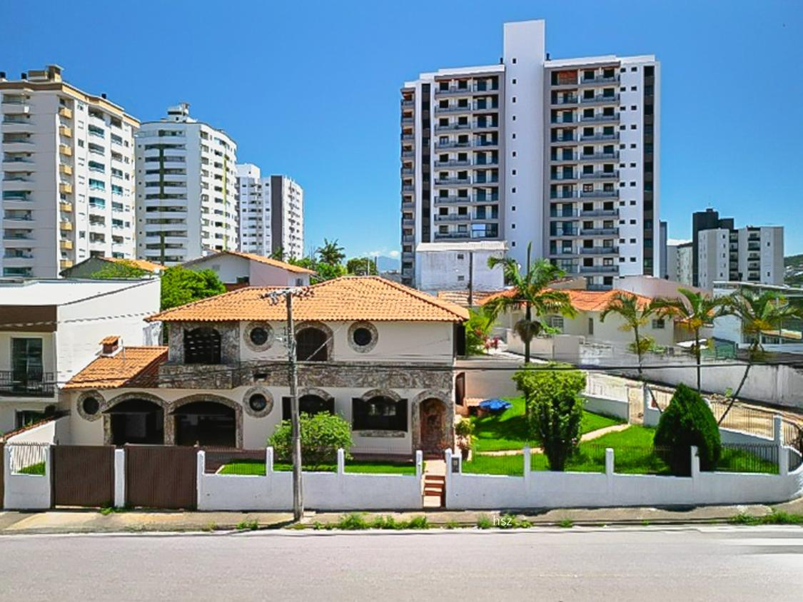 Casa, 5 quartos, 380 m² - Foto 1