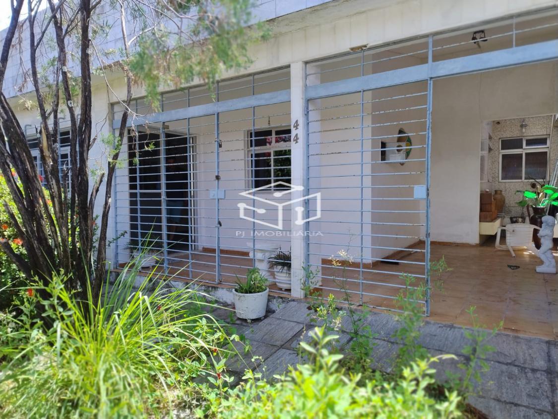 Casa, 3 quartos, 137 m² - Foto 1