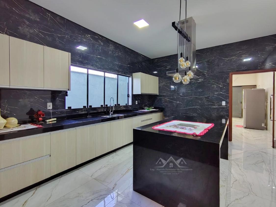 Casa, 3 quartos, 236 m² - Foto 24