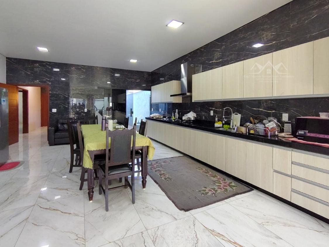 Casa, 3 quartos, 236 m² - Foto 30