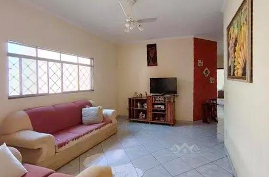 Casa, 3 quartos, 194 m² - Foto 3