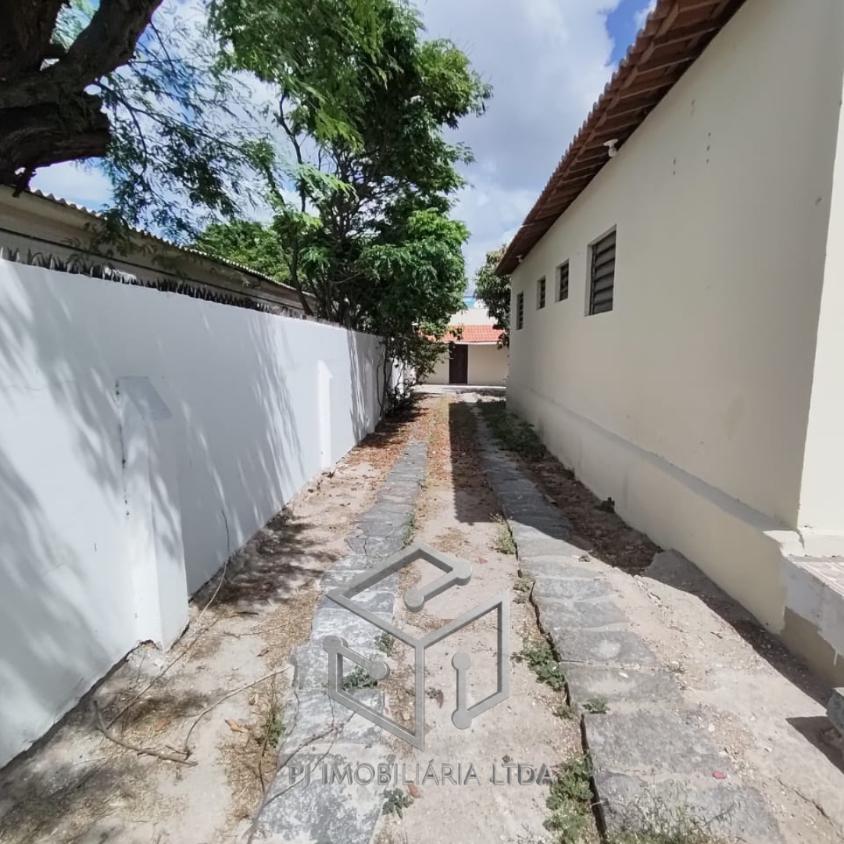 Casa, 8 quartos, 300 m² - Foto 3