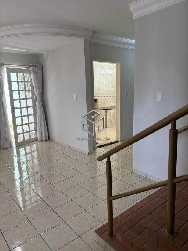 Casa, 4 quartos, 298 m² - Foto 3