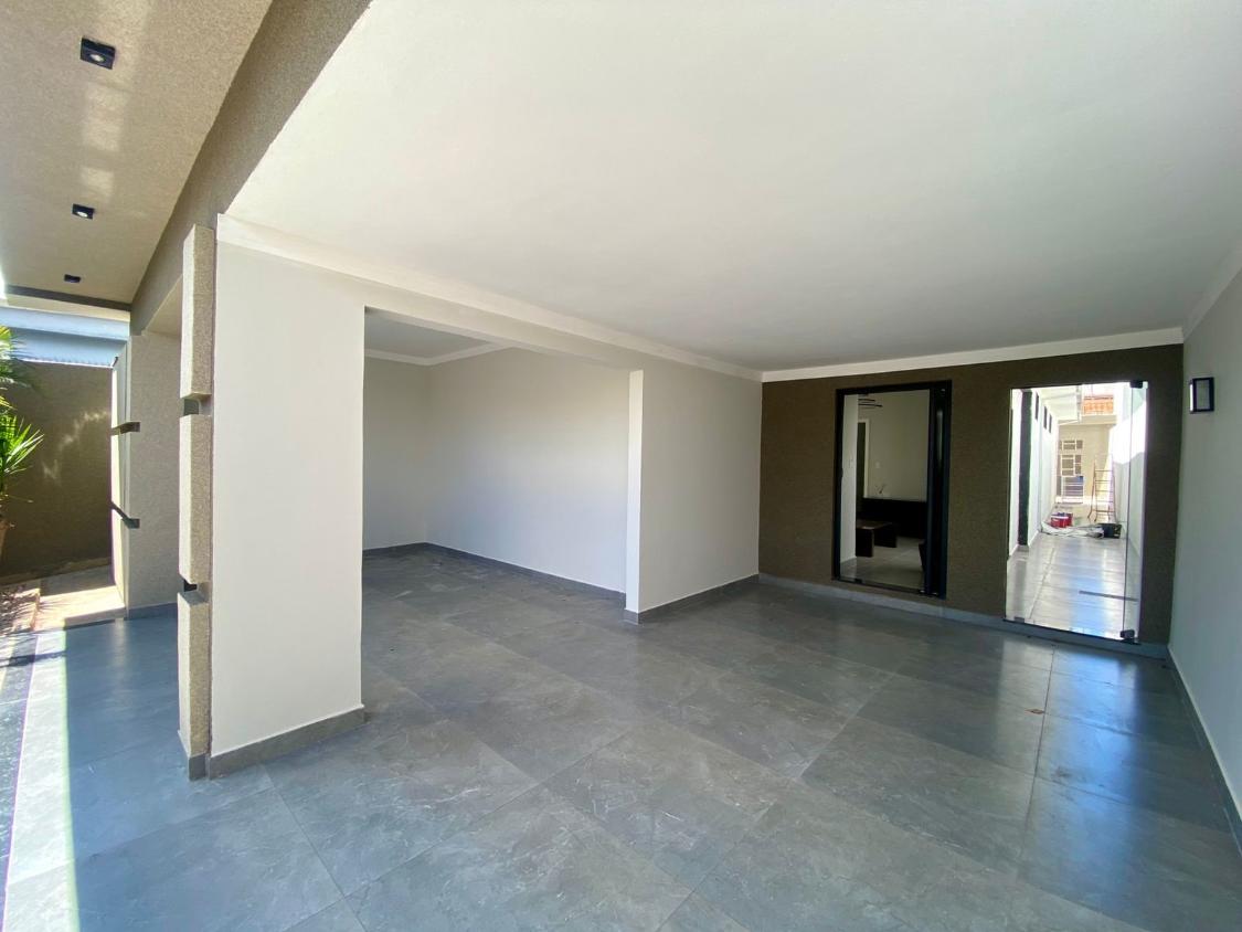 Casa, 3 quartos, 231 m² - Foto 4