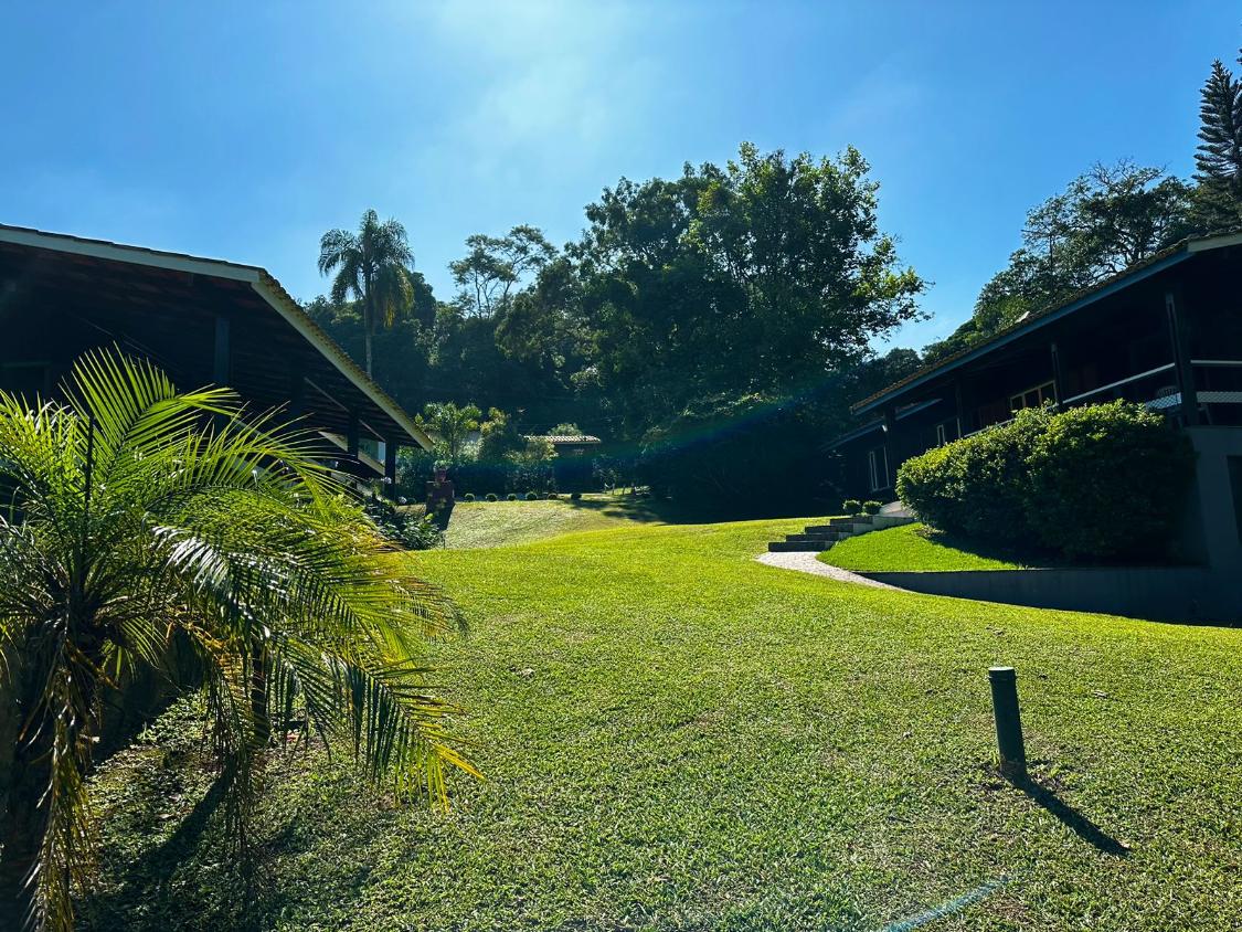 Chácara, 5 quartos, 5000 m² - Foto 1