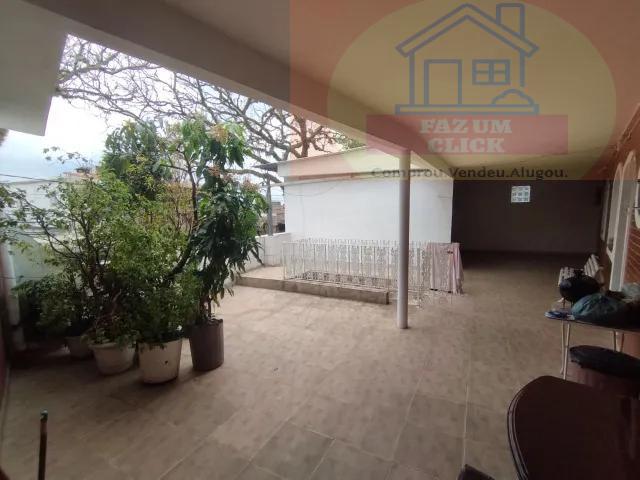 Casa, 3 quartos, 200 m² - Foto 15