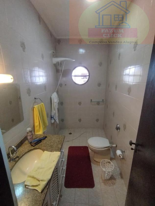 Casa, 3 quartos, 200 m² - Foto 13