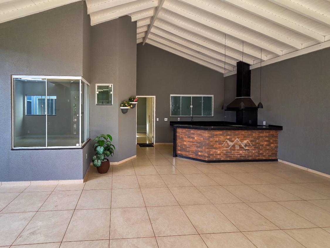 Casa, 3 quartos, 206 m² - Foto 2