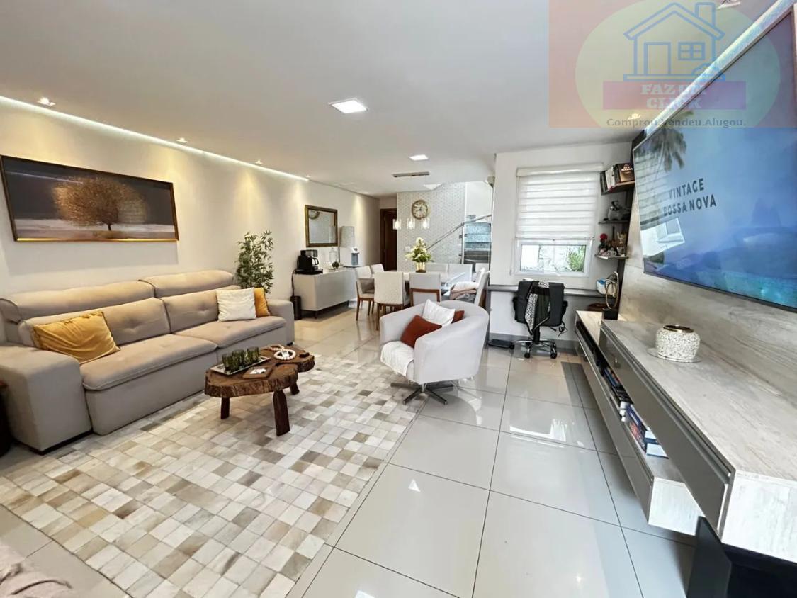 Sobrado, 3 quartos, 375 m² - Foto 1