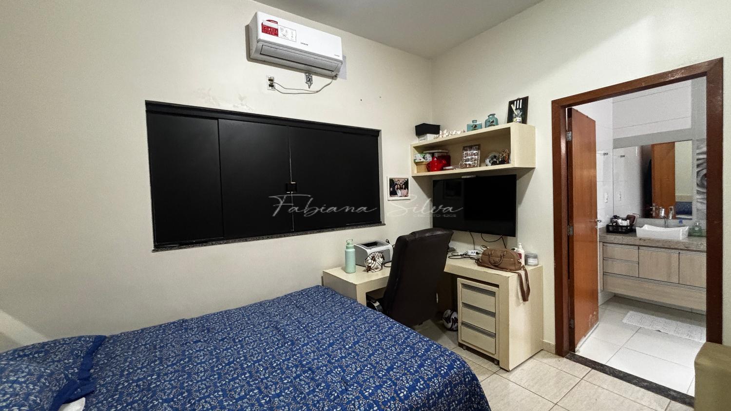 Casa, 4 quartos, 220 m² - Foto 13