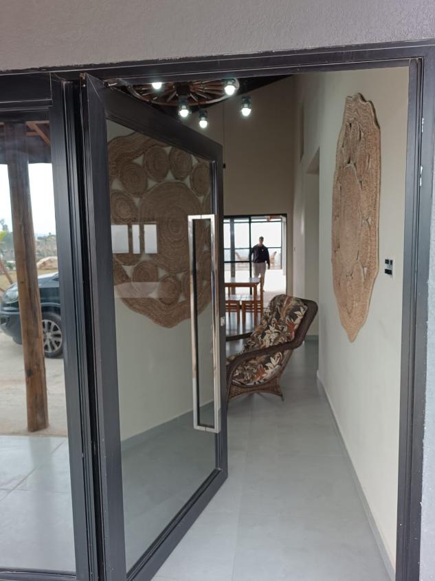 Chácara, 3 quartos, 2970 m² - Foto 2