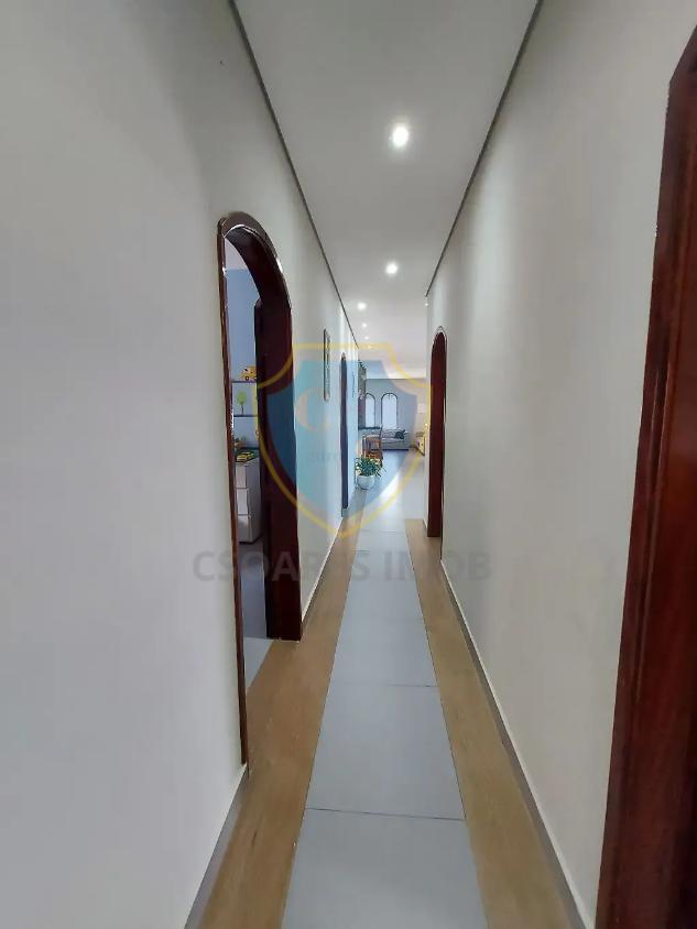 Casa, 4 quartos, 259 m² - Foto 14