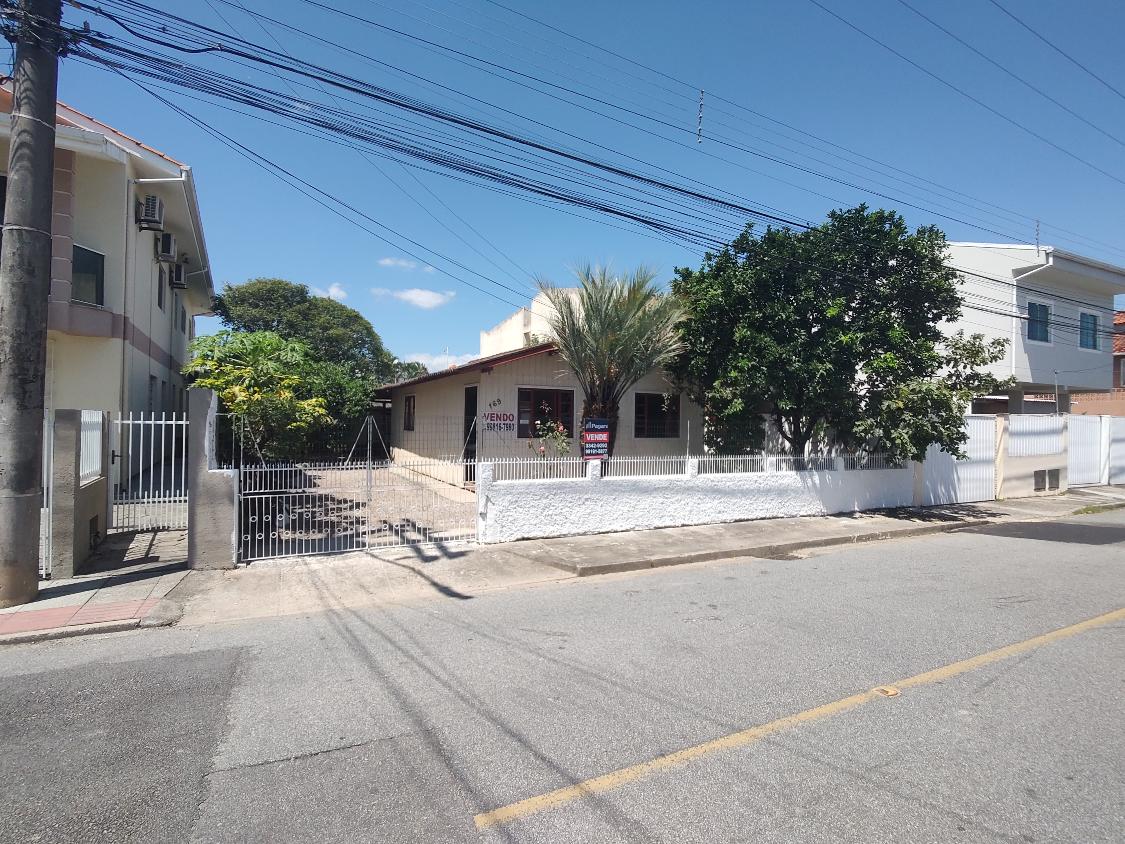 Casa, 3 quartos, 54 m² - Foto 1