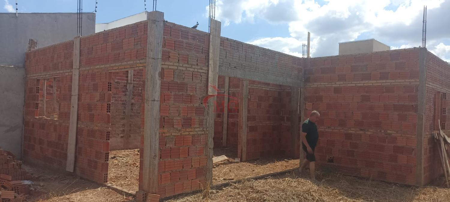 Terreno a venda com Construcao Casa 3 dormitorios 1 suite Setsul II ( 97m² / 240m² )