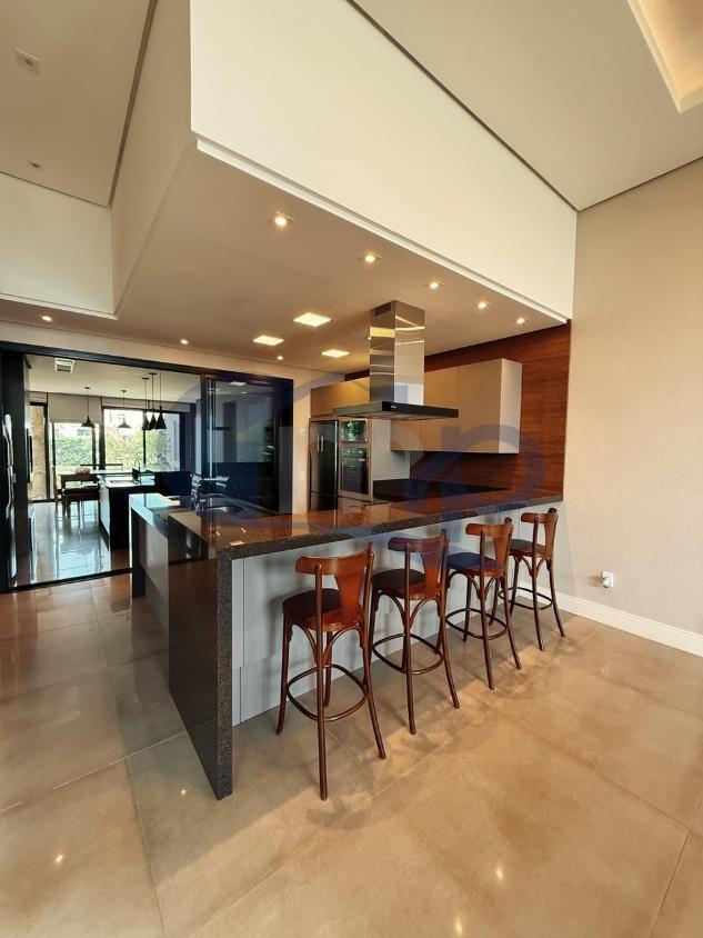 Casa, 3 quartos, 284 m² - Foto 18