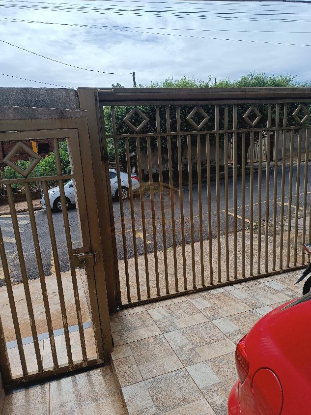 Casa, 4 quartos, 160 m² - Foto 1