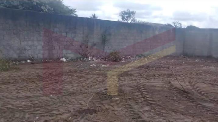 Loteamento e Condomínio, 750 m² - Foto 2