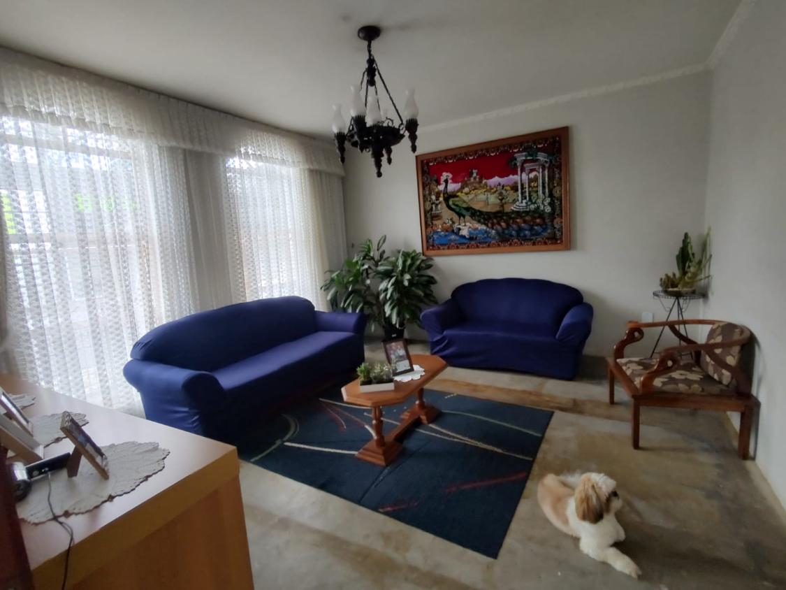 Casa, 3 quartos, 180 m² - Foto 1