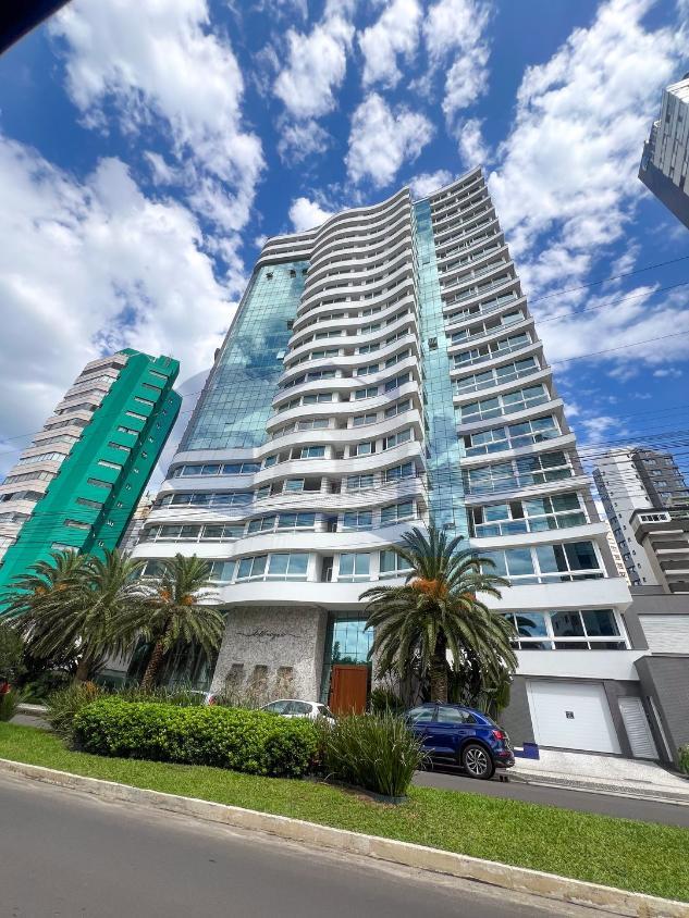 Apartamento, 3 quartos, 134 m² - Foto 1