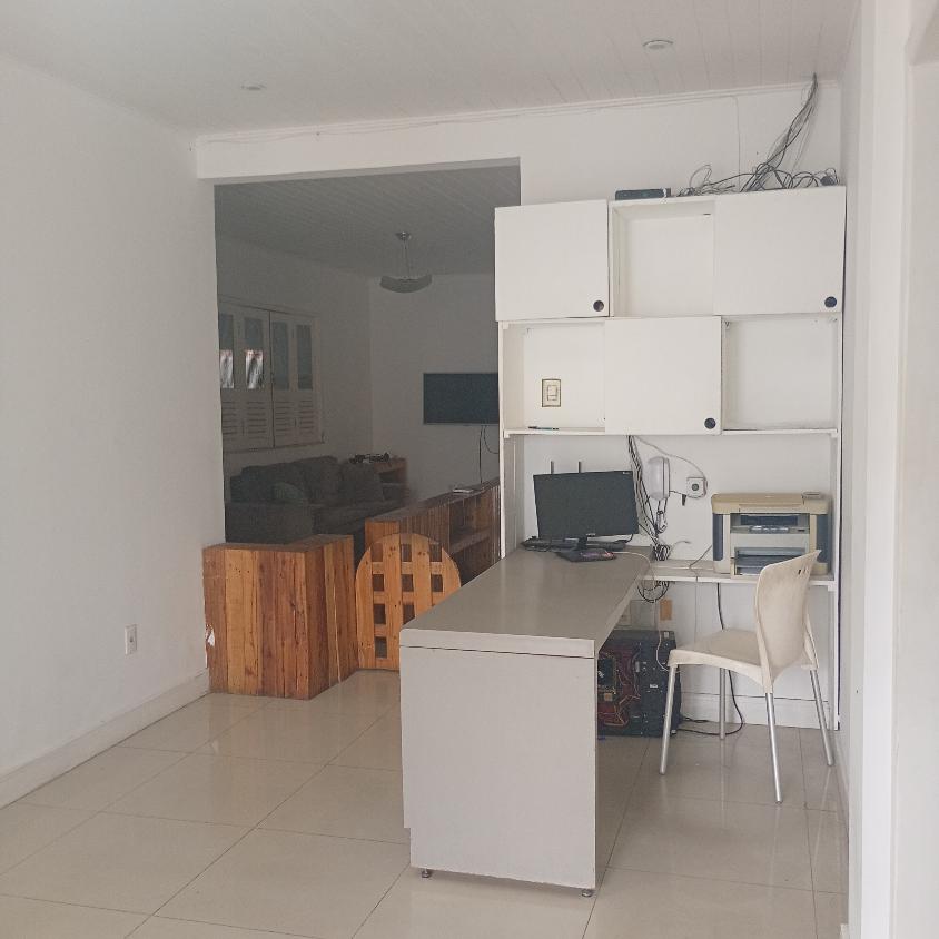 Casa, 1 quarto, 350 m² - Foto 2