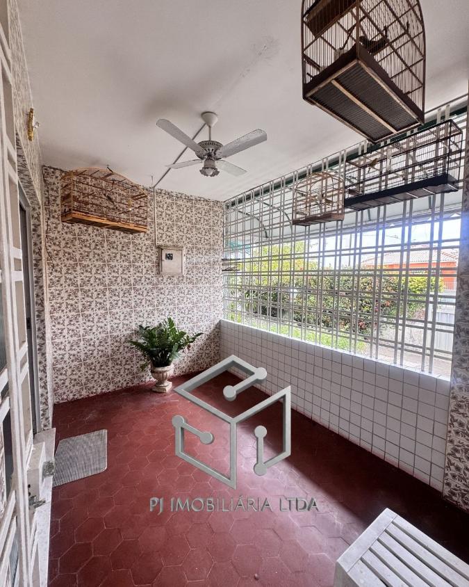 Casa, 5 quartos, 250 m² - Foto 3