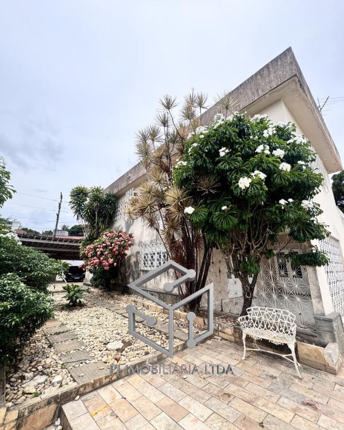 Casa, 6 quartos, 350 m² - Foto 1