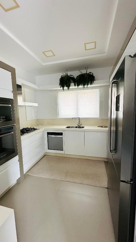 Casa, 3 quartos, 260 m² - Foto 31