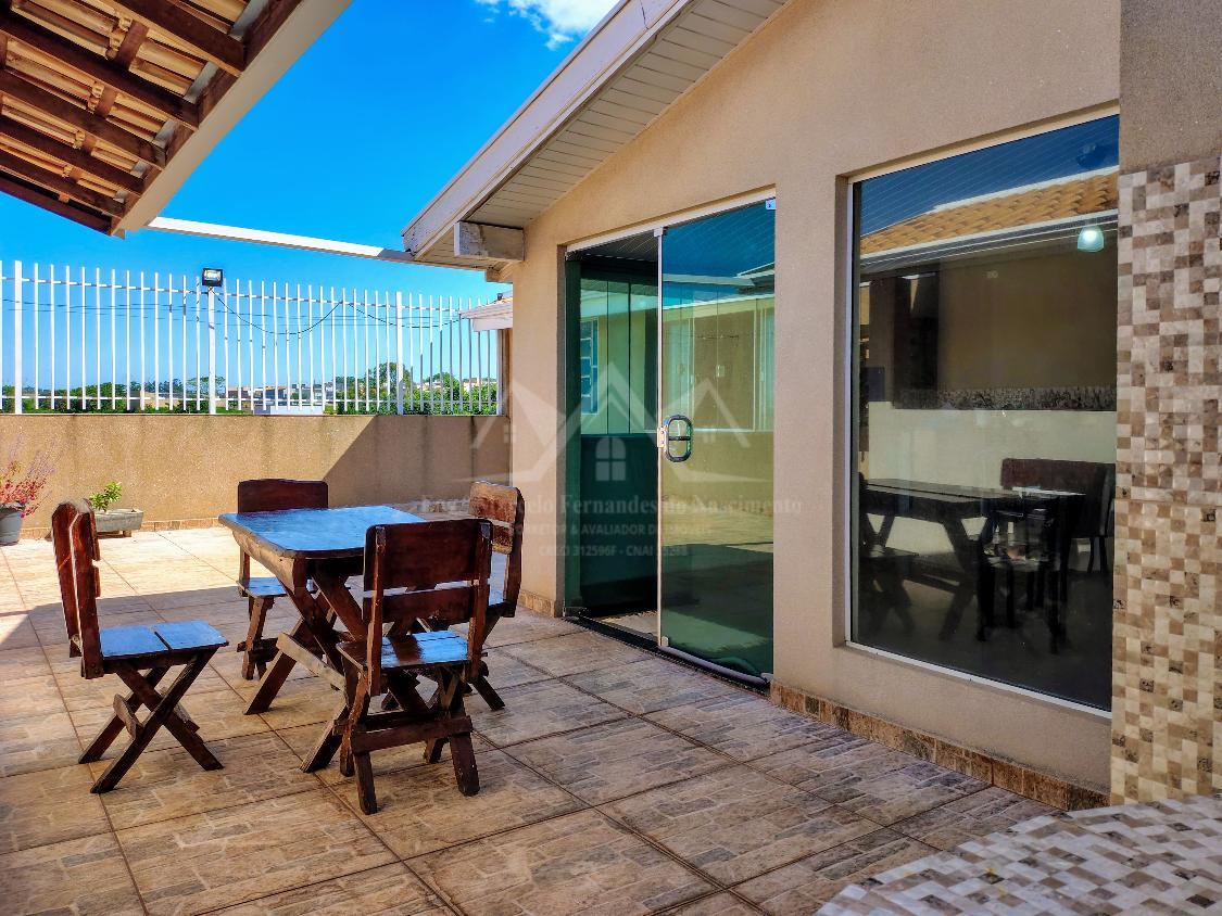 Casa, 3 quartos, 200 m² - Foto 1