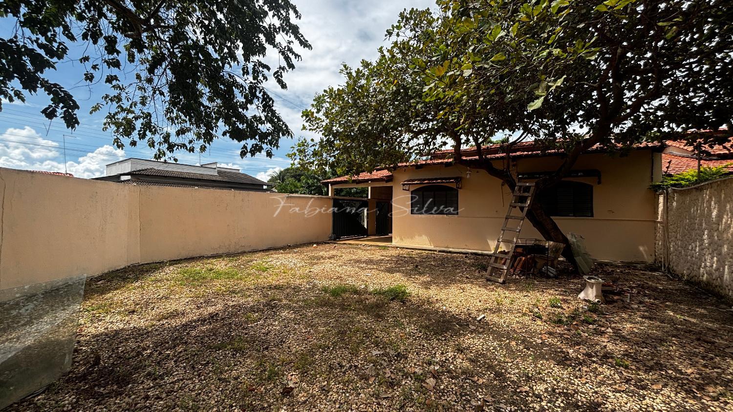 Casa, 3 quartos, 209 m² - Foto 2