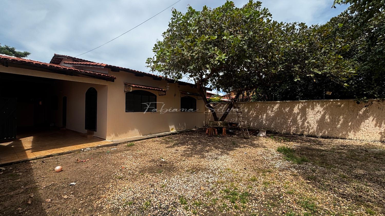 Casa, 3 quartos, 209 m² - Foto 1