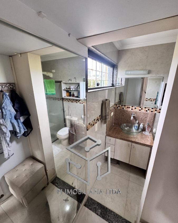 Casa, 4 quartos, 300 m² - Foto 21