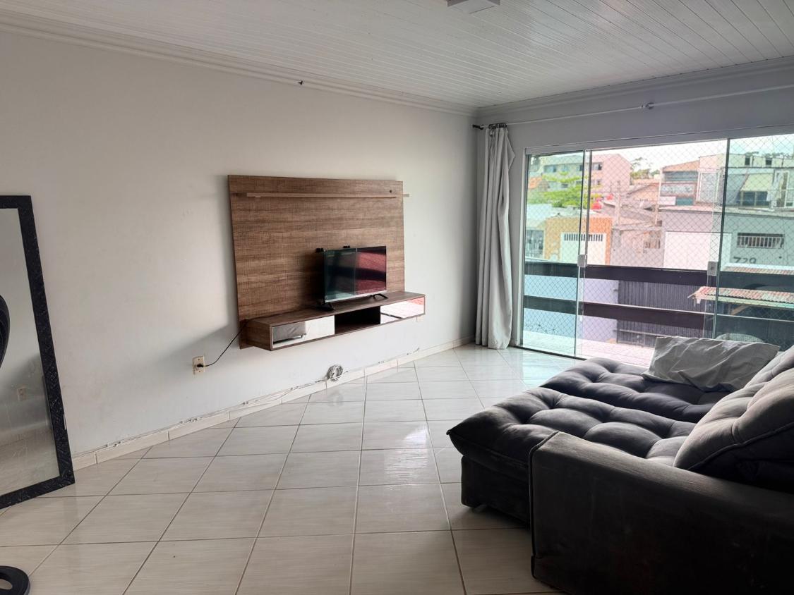 Casa, 4 quartos, 240 m² - Foto 6