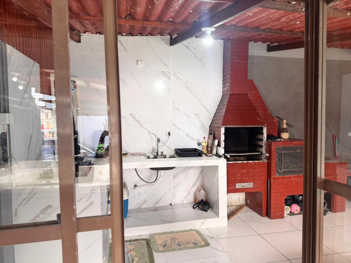 Casa, 4 quartos, 240 m² - Foto 17