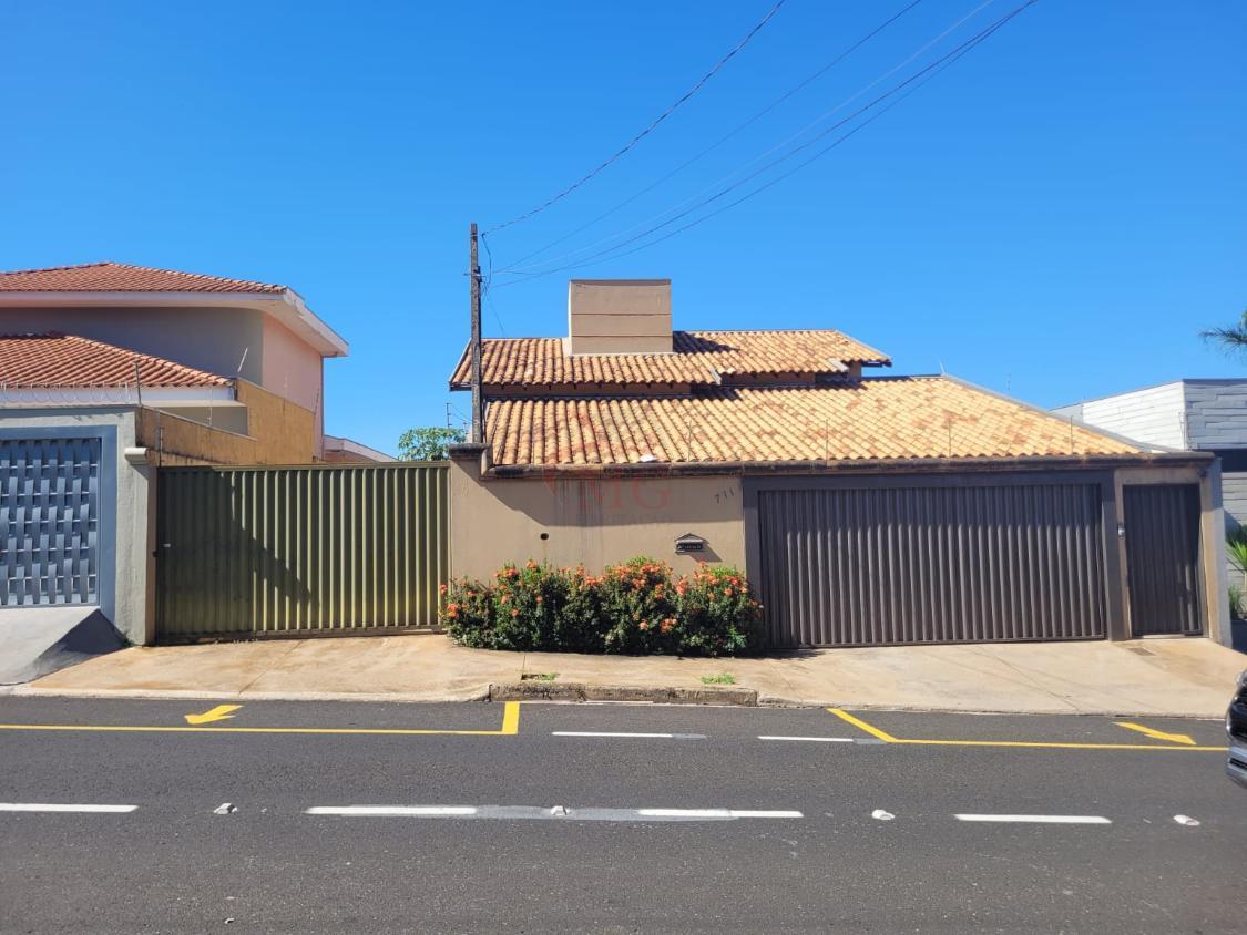 Locação Casa Residencial e Comercial Jardim Yolanda Maravilhosa / Completa