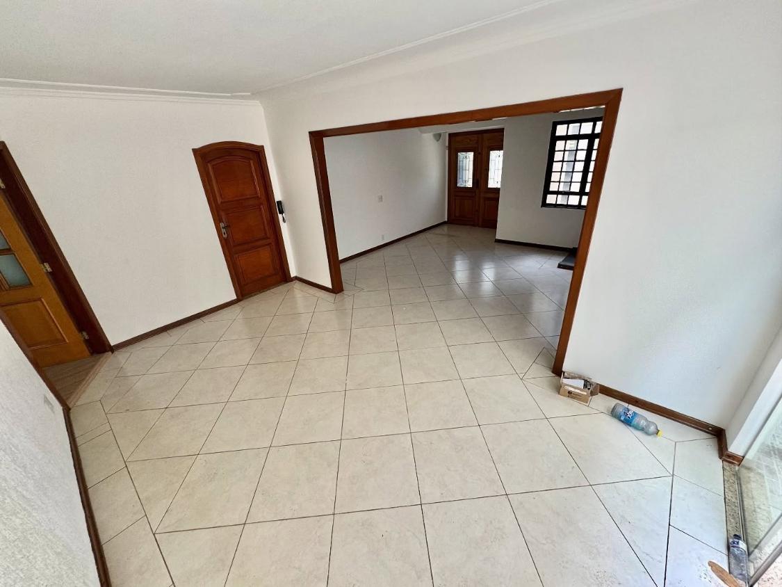 Casa, 3 quartos, 276 m² - Foto 3