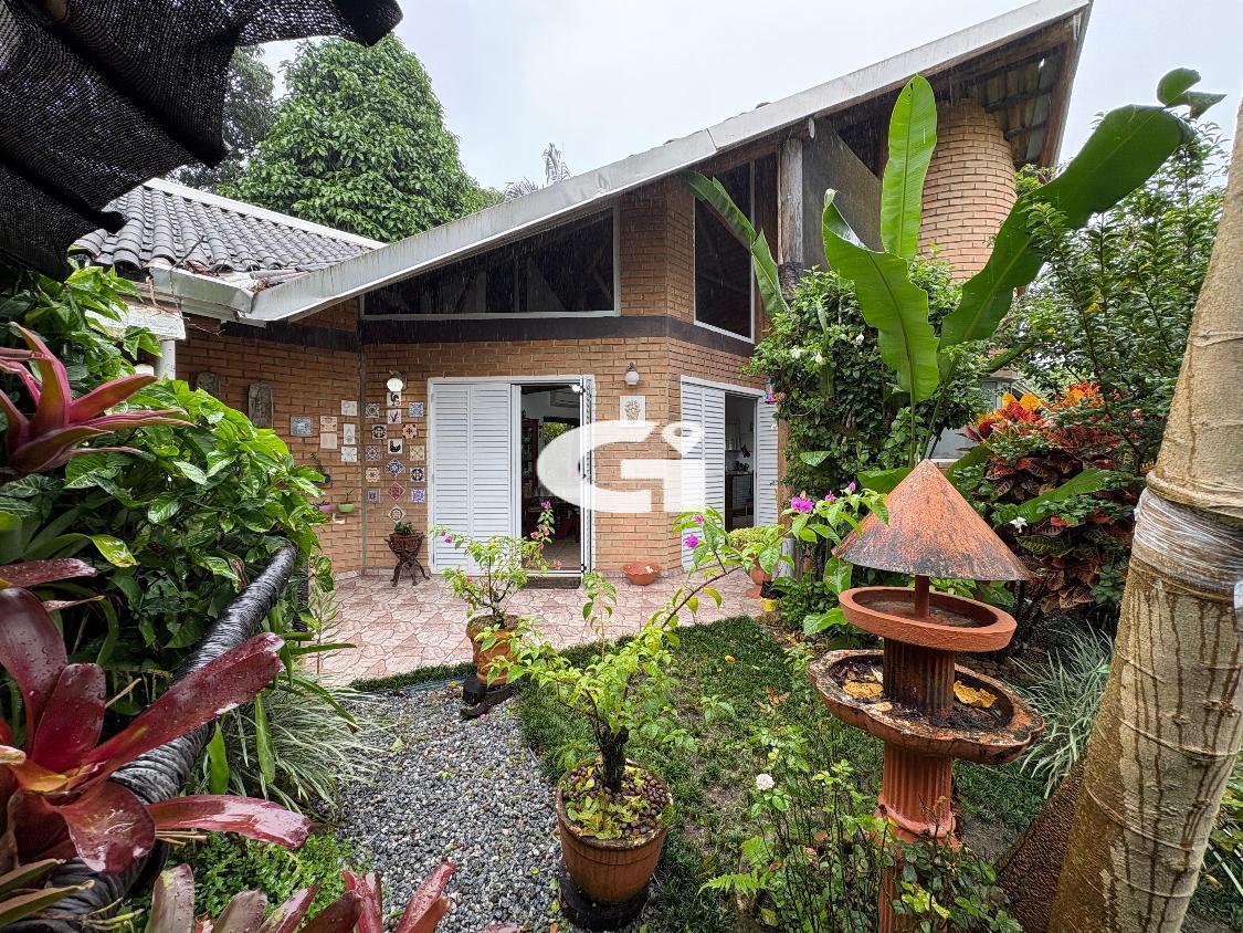 Casa, 4 quartos, 250 m² - Foto 6