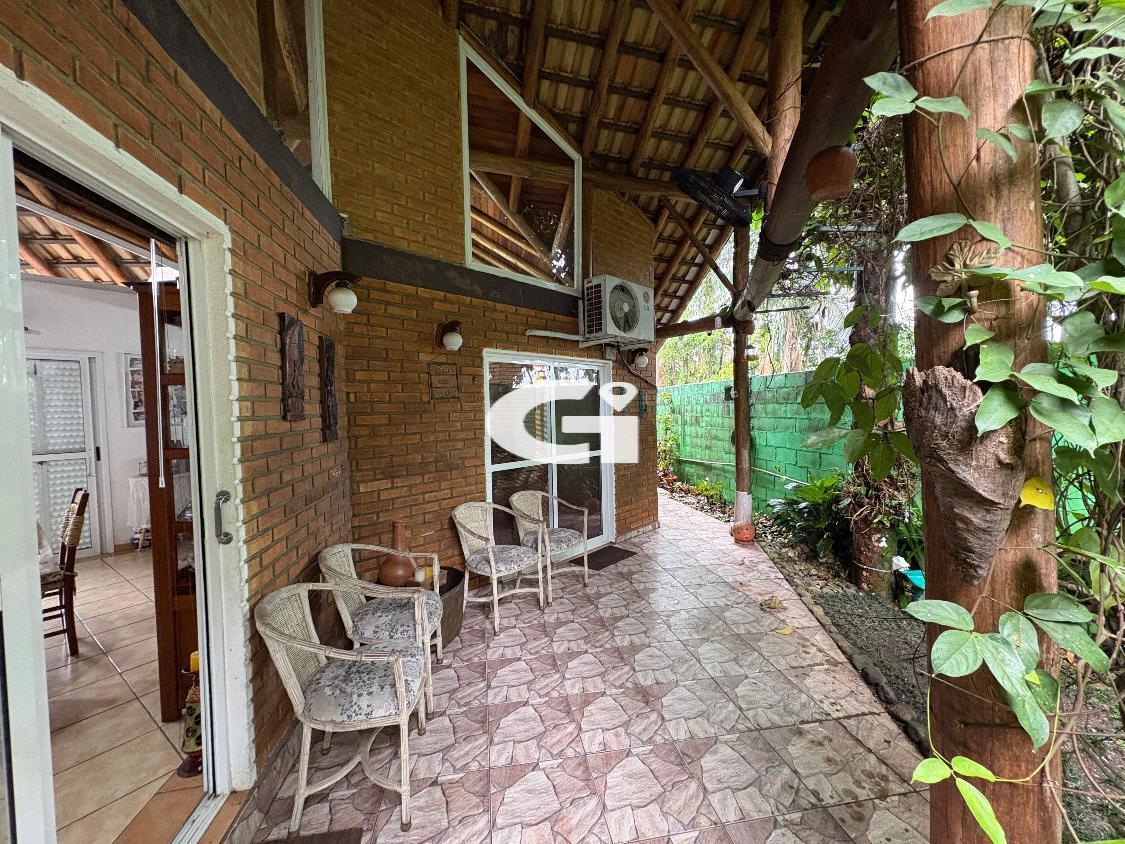 Casa, 4 quartos, 250 m² - Foto 8
