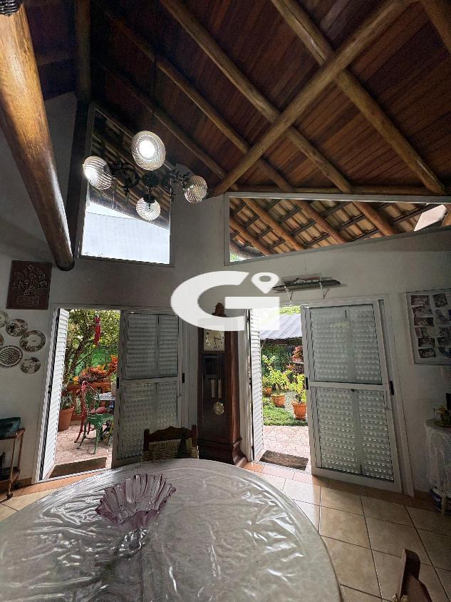 Casa, 4 quartos, 250 m² - Foto 31