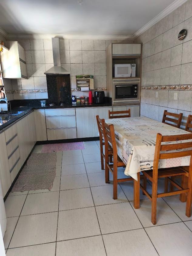 Casa, 4 quartos, 205 m² - Foto 4