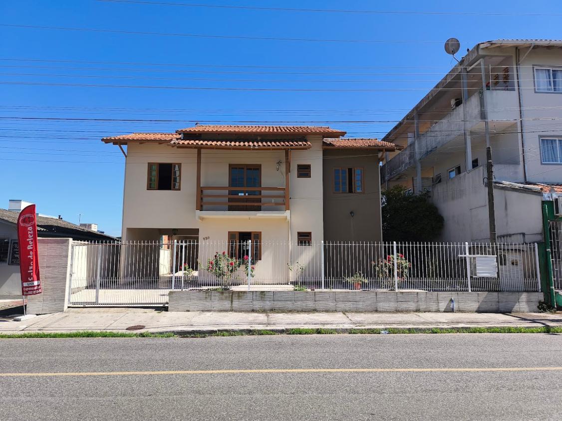 Casa, 4 quartos, 205 m² - Foto 2