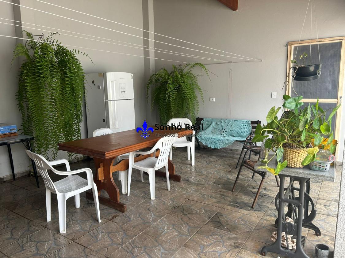 Casa, 3 quartos, 200 m² - Foto 4